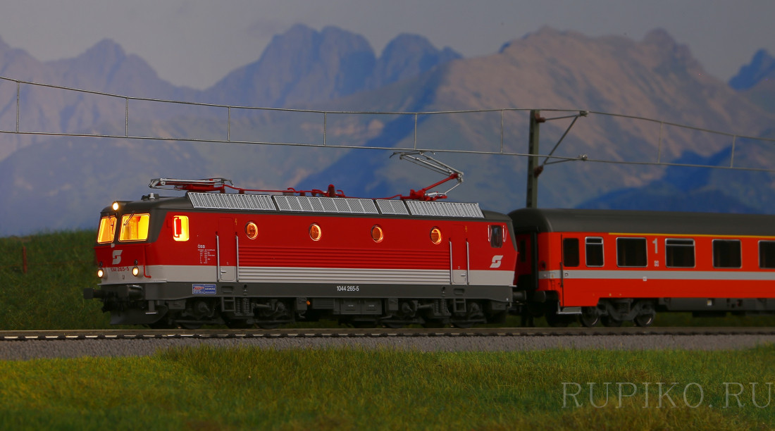 PIKO 51622 Электровоз Rh 1044